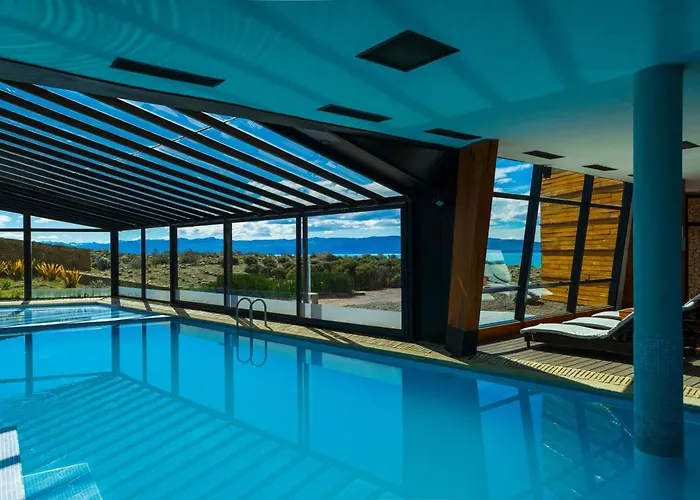 Сity center hotels Design Suites Calafate